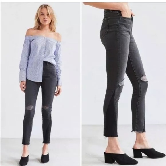 Urban Outfitters Denim - Urban Outfitters Twig high rise cropped jean. 24